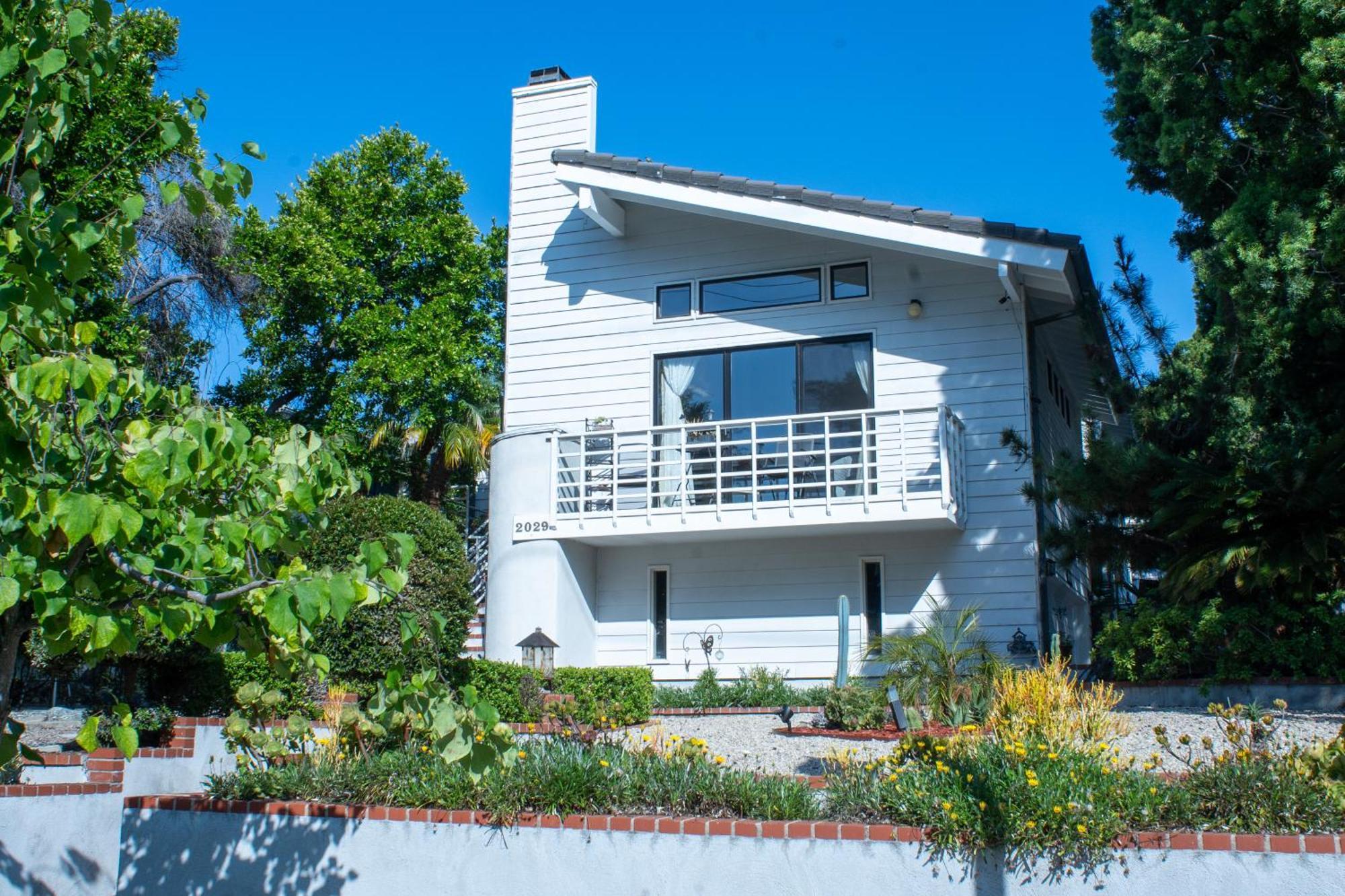 Large Luxury Studio With View In Санта-Моника Экстерьер фото
